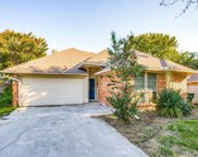 1517 Brook Forest  Drive, Mansfield image