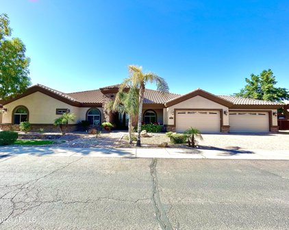 843 W Armstrong Way, Chandler
