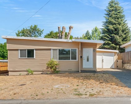 2312 NE 6th Place, Renton