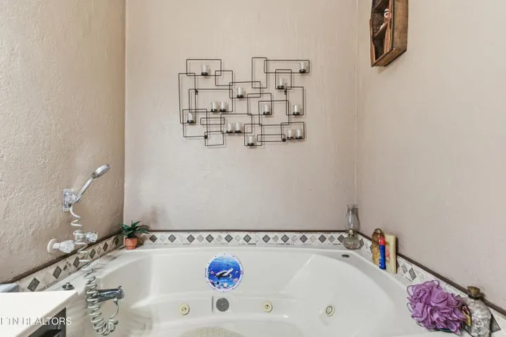 Bathroom with jetted tub