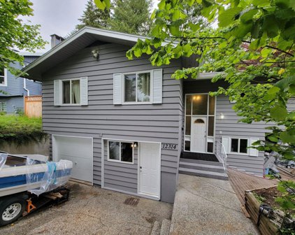 12314 Gray Street, Maple Ridge