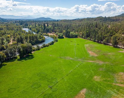 4344 Rogue River  Drive, Eagle Point