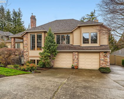 19703 SUNCREST DR, West Linn