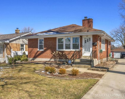 211 S Wilmette Avenue, Westmont