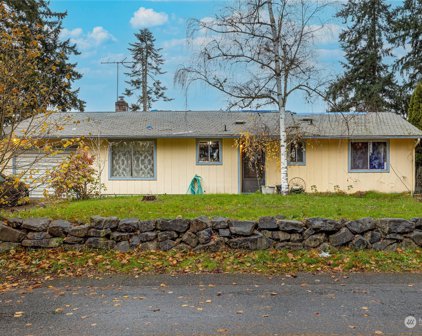 15906 69th Avenue Ct E, Puyallup