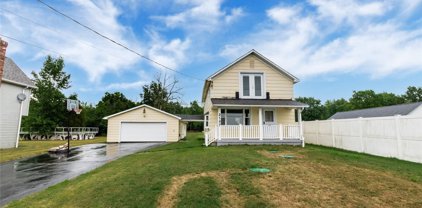 2197 West River  Road, Grand Island-144600
