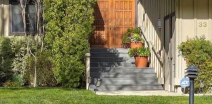 33 Biltmore LN, Menlo Park