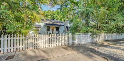 2925 Sw 30th Ct, Coconut Grove