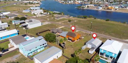 935 W Port Dr, Port Mansfield