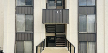 270 Lake Hamilton Unit B10, Hot Springs
