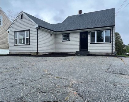 304 Market Street, Warren