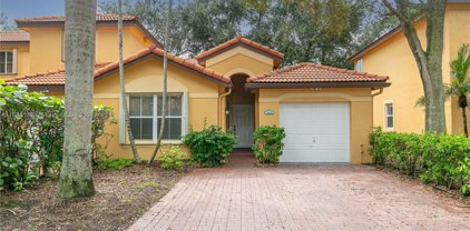 14028 S Forest Oak Cir, Davie