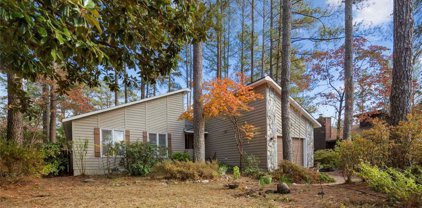 616 Dowfield Drive, Fayetteville