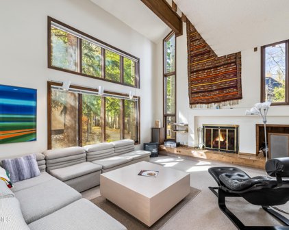 4800 Meadow 8, Vail