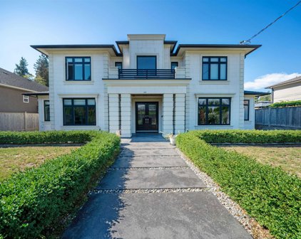 656 Blue Mountain Street, Coquitlam