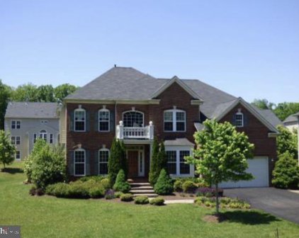 25600 Summerall Dr, Aldie