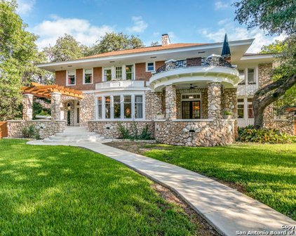 151 E Gramercy Pl, San Antonio