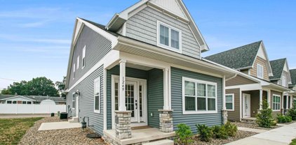 1249 Echoes Circle, South Bend