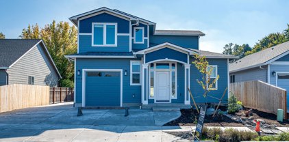 3156 Isaac (-3158) St, Albany