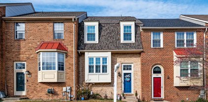 1306 Creekland Ct, Stoney Beach