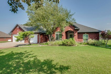 825 Hickory Drive, Choctaw