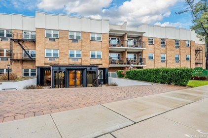 10 Lenox Road Unit #1-G, Rockville Centre