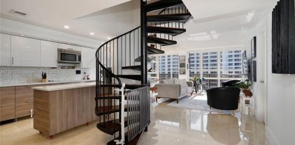 600 Ne 36th St Unit #PH11, Miami