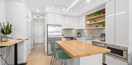 725 Marine Drive Unit 203, North Vancouver