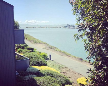 1389 Crown, Alameda
