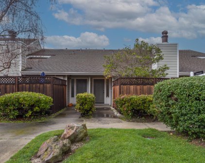 327 Catamaran ST, Foster City