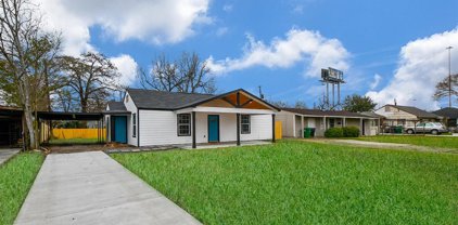 7703 Mchenry Street, Houston