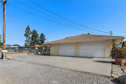 18807 Kross Road, Riverside