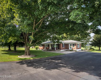 1461 Halls Ln, Shepherdsville