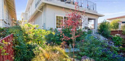 1322 Russell St, Berkeley