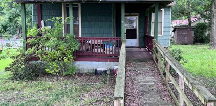 10 Comnock Avenue, Gadsden