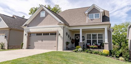 6511 Claymont Village Dr, Crestwood