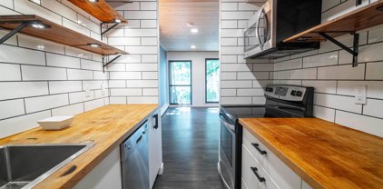17700 60 Avenue Unit 8, Surrey