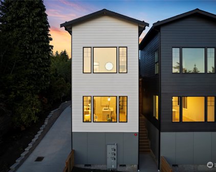 12058 8th Avenue NW Unit #B, Seattle