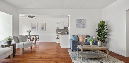 2621  Centinela Ave Unit 16, Santa Monica