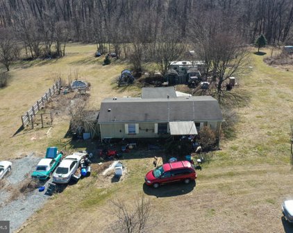 2212 Burkholder Rd, Red Lion