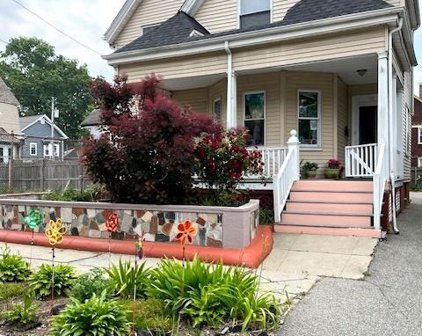10 Lillian  Avenue, Providence