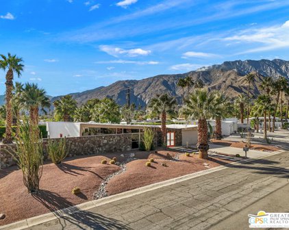 403 E Desert Willow Cir, Palm Springs