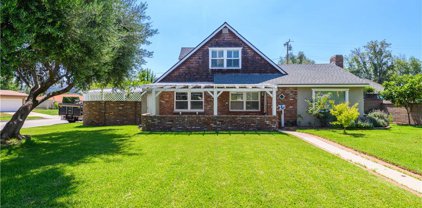 844 E Walnut Avenue, Glendora
