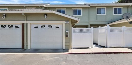 80 Portola Way Unit 103, Tracy