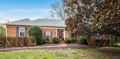 5111 Woodland Hills Dr, Brentwood