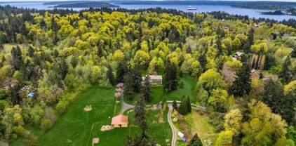 10117 NE Kitsap Street, Bainbridge Island