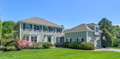 8 Riverside Drive, Marblehead