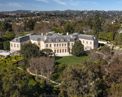594 S Mapleton Dr, Los Angeles