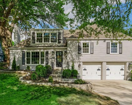 7619 Chadwick Street, Prairie Village