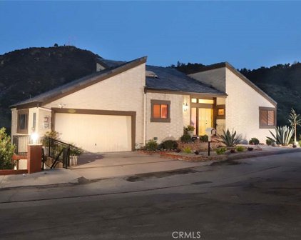 2682 Kennington Drive, Glendale